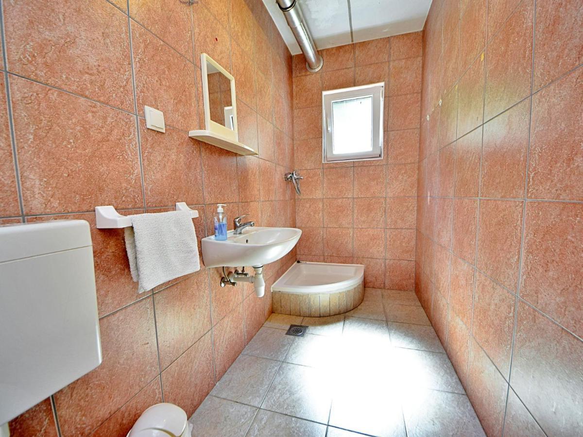 Holiday Home Tina - Hvr501 By Interhome Gdinj المظهر الخارجي الصورة